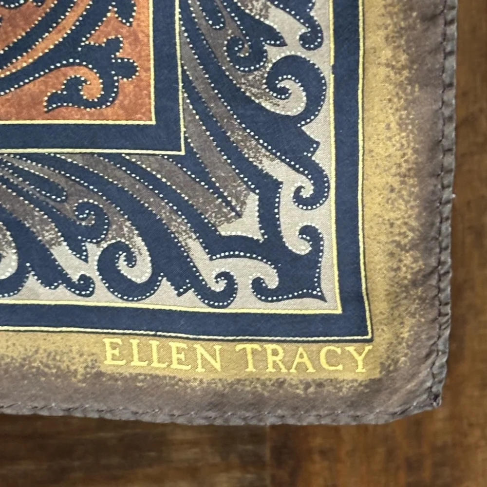 Vintage Ellen Tracy Scarf